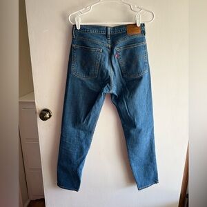 Levi’s wedgie jean